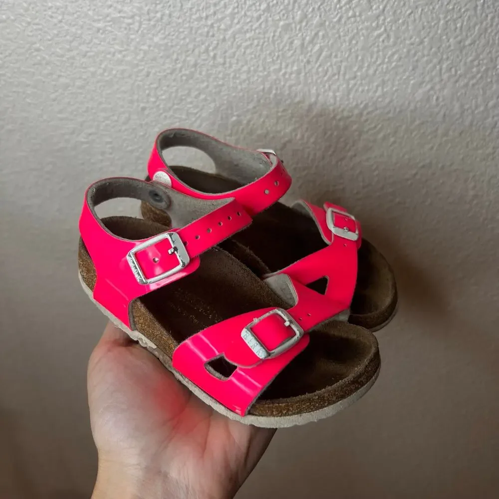 Birkenstock Rio sandals in bright neon pink and white sole 25 / C7